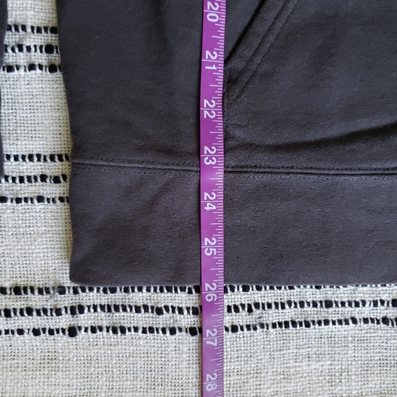 London Underground Train Sweatshirt / Hoodie - Picture 6 of 9